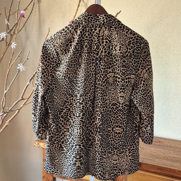 Leopard Print Button Down Blouse - Picture 9 of 9